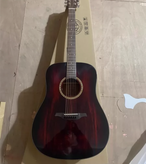 全新雷克斯吉他。  r-d18 trs。积...