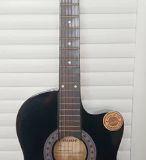 卡斯摩38寸吉他 感兴趣的话点“我想要”和...