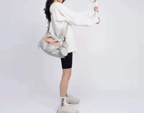 【狂欢价】美国KMV运动健身包女包小干湿分...