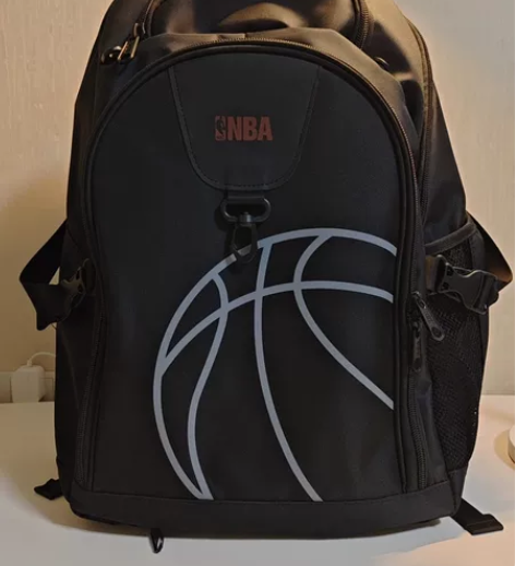 NBA电脑双肩包篮球包差旅背包 多隔层防泼...