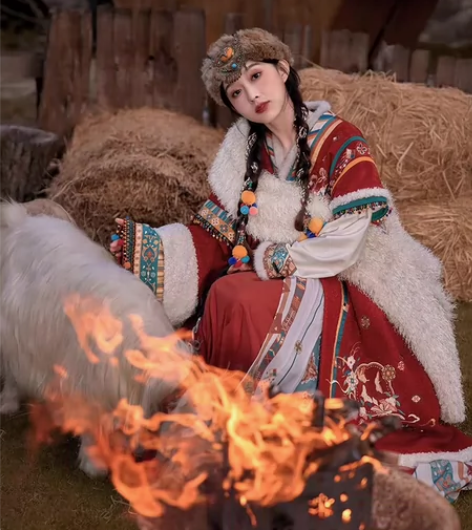 【现货的毛领】七月夕汉服 玄女 交领上袄改...