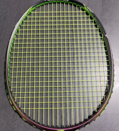 李宁能量75D，后场重炮手。打了三年了，战...