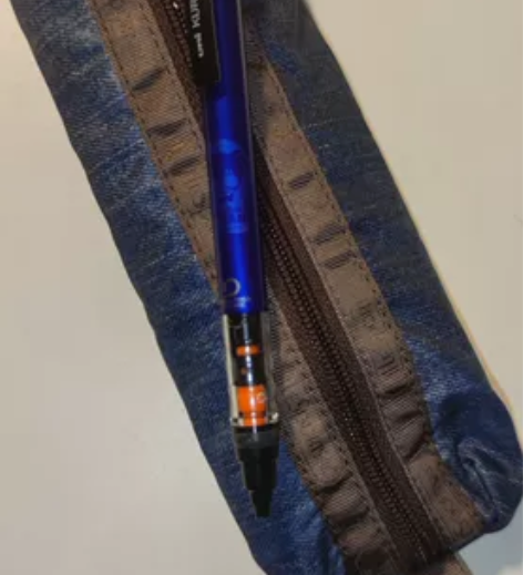 三菱kurutoga两倍速旋转自动铅笔 珠光白 感兴趣的话点...