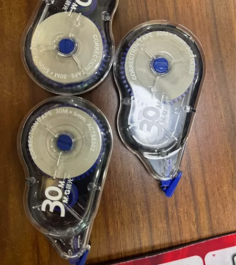 晨光修正带  30米  3个 感兴趣的话点...