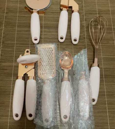 刨丝器 开罐擦丝器 打蛋器 披萨刀 削皮刀...