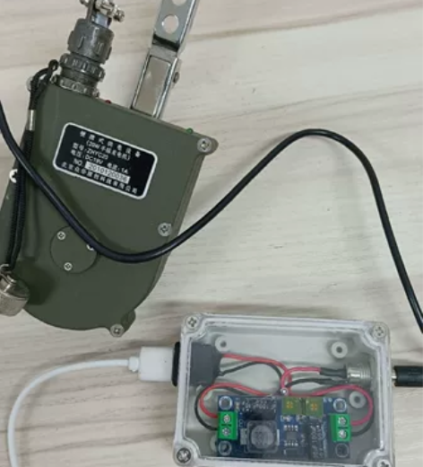 便携式手摇发电机专用手机充电稳压器（不含发...