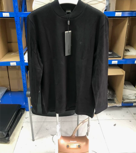 男士黑色和深灰色加绒保暖内衣各一件秒杀价8...