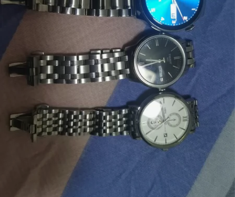 由于家里有多只手表，现出售罗宾尼手表一只，...