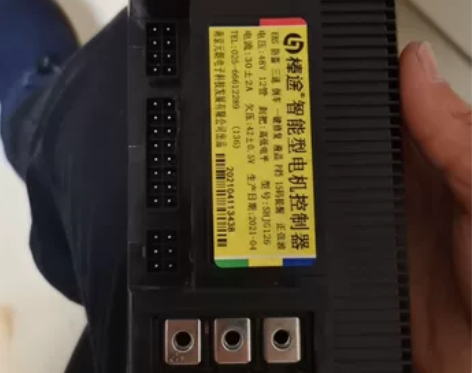哈啰棒途e13控制器  上面写着48v  ...