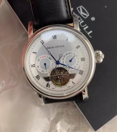 海鸥表男款机械手表9成新以上，正品保证喜欢...