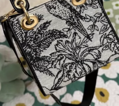 【潮流周价】TOUTOU2021秋冬新款女...