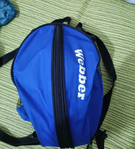 篮球包，Webber的，八成新，无破损，正...