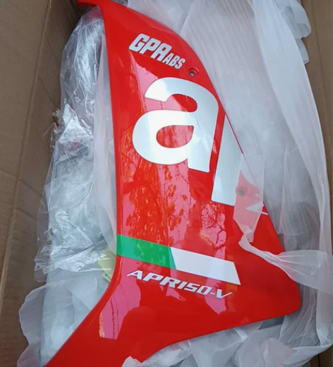 GPR150abs版，左下导流板（不含螺丝...