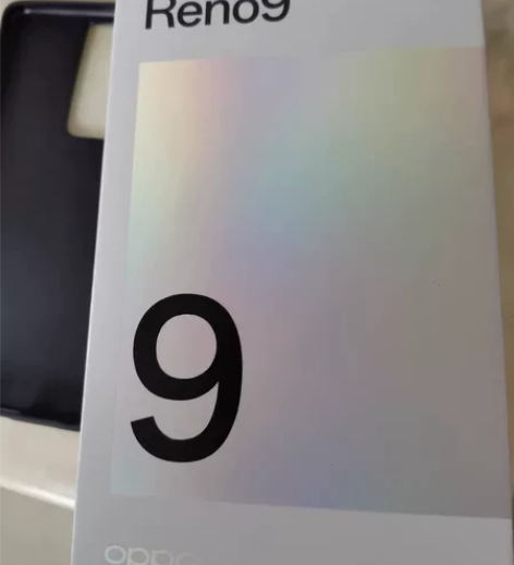 oppo Reno9 6400万水光人像镜...