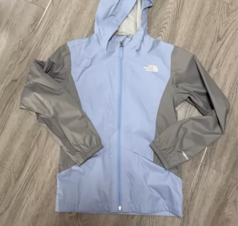 北面 冲锋衣 薄款 紫灰色 M号 150c...