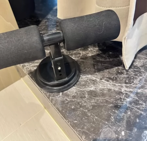 仰卧起坐健身便宜出 拍下不退不换 不议价 ...