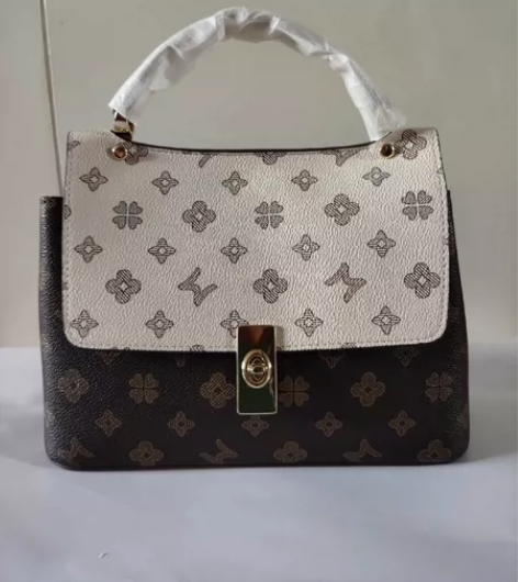 全新 稻草人经典百搭拼色老花包 可手拎...