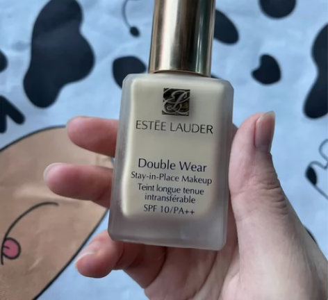 雅诗兰黛 dw粉底液1w1，9月买入，现在...