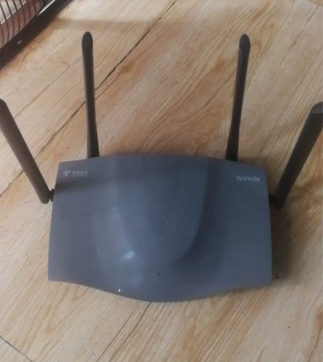 腾达AX1800WiFi6千兆路由器，型号...