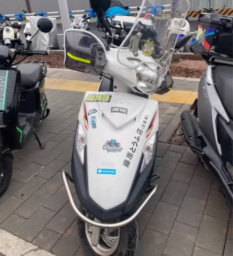 22年豪爵vf125，四千多公里，一毛多一公里 感兴趣的话点...