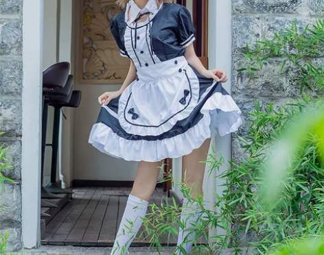 拍照穿过一次 版型很好看 裙撑免费送 50...