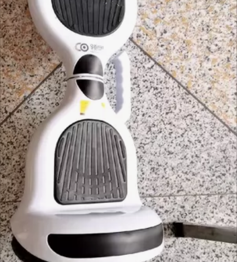 刚买没多久的平衡车，只拆了箱看了看，需要的...