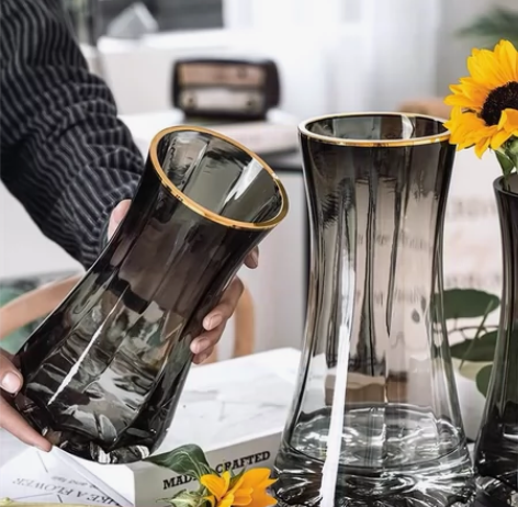 轻奢描金创意简约透明玻璃花瓶水养鲜花百合北...