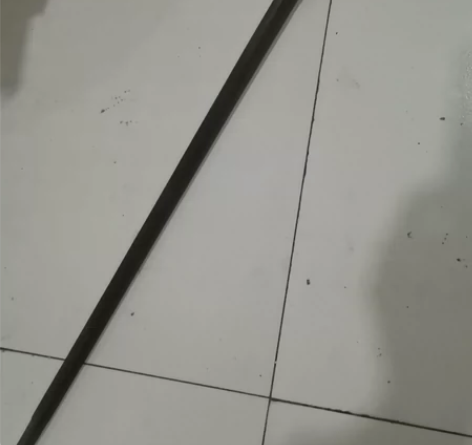 手提秤挂秤村里老物件时间太久了就剩下一个秤...