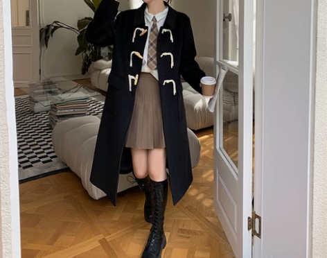 韩洛嘉大码胖mm学院风牛角扣呢子大衣女装遮...