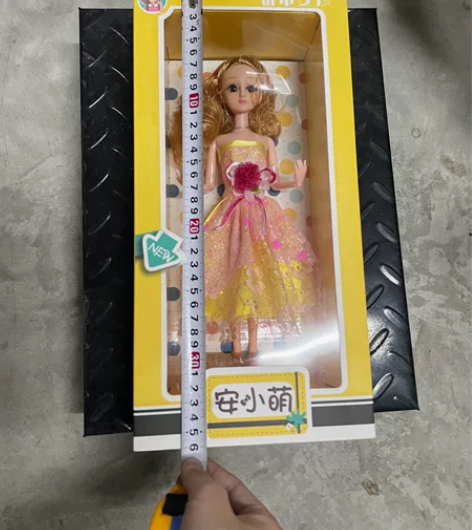亏本甩卖 精美35公分芭比娃娃闲置处理仅剩...