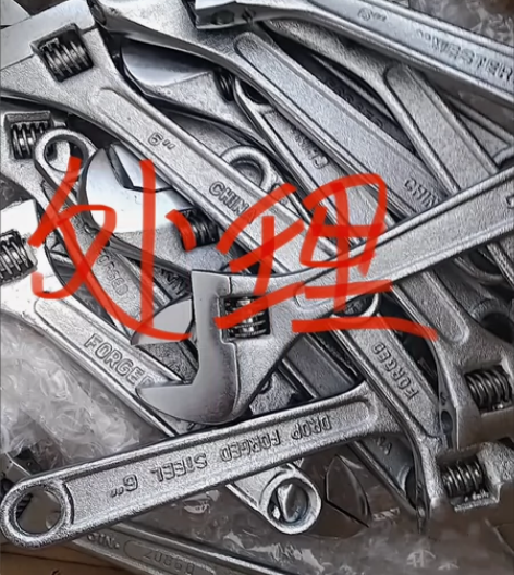 清仓处理五金店不开了，活动扳手活口修车板手...