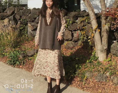 碎花连衣裙女装复古赫本风茶歇法式套装盐系长...