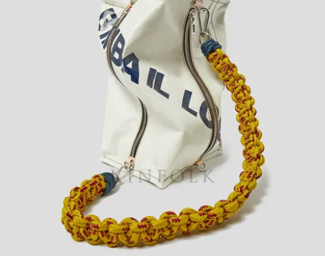 西班牙休闲健身撞色豆腐块旅行包单肩包手提斜...