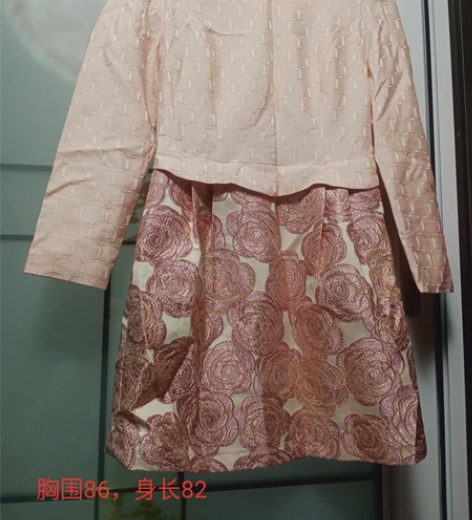 闲置商品连衣裙，13元一件，满30元包邮，...