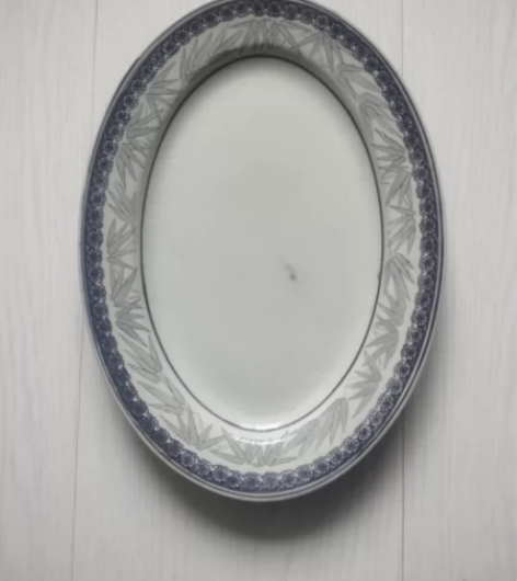 景德镇人民瓷厂腰盘，保存完好无磕碰，品相尺...