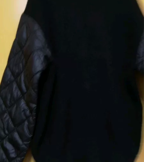 拼接毛衣 很时尚的款 太多了 清衣柜 没穿过