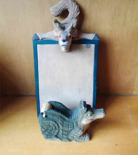 手工木雕麋鹿本夹、鳄鱼胶带架,两个共50非...