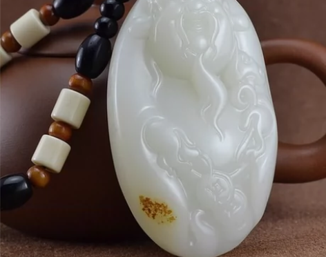 亏本放漏 新疆和田白玉财神爷吊坠带皮财神手...