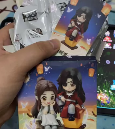 天官赐福 花城  Q版手办，一共两个，自己...