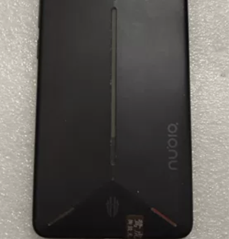 努比亚红魔1代 8+128.功能一切正常使...