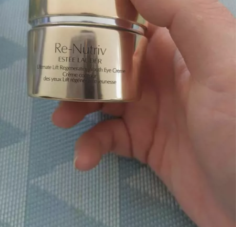 雅诗兰黛白金眼霜 两瓶余量私信剩余1/3以...