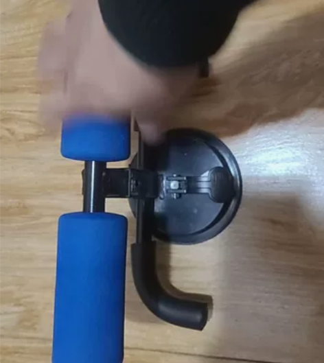 仰卧起坐辅助器健身器材家用固定脚瑜伽卷腹运...