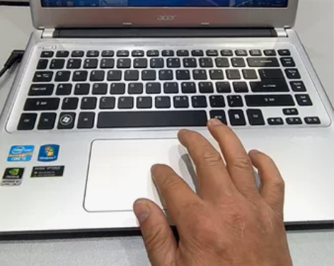 宏基v5-471超薄笔记本英特尔i5-33...