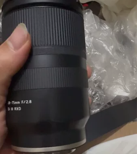 95新索尼e口全画幅微单镜头腾龙28-75...