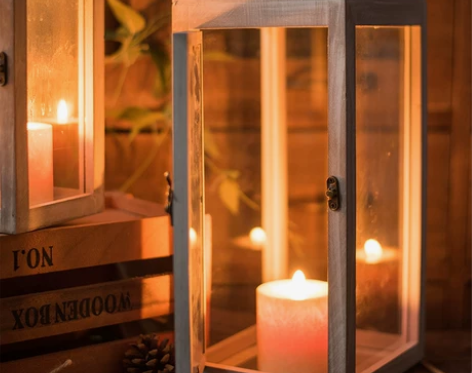 装饰品摆件北欧简约复古木制落地风灯庭院场景...