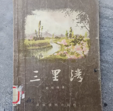 婴儿奶粉盒便携外出分装格，米粉盒辅食储存罐...