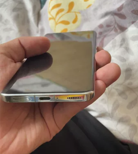 小米13pro绿色8+256g，有数据线和...