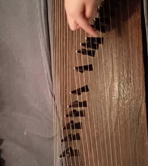 轻微使用痕迹,孩子不学了,低价出售。太占地...