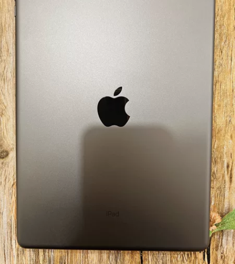 苹果ipad第9代,iPad2021款 国...