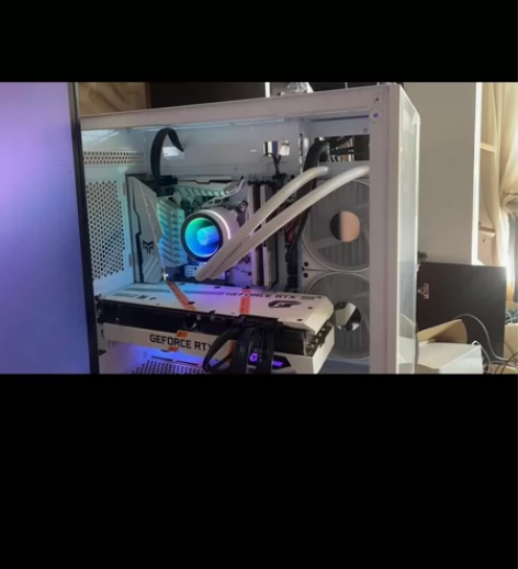 13代13600kf海景房主机，3060t...